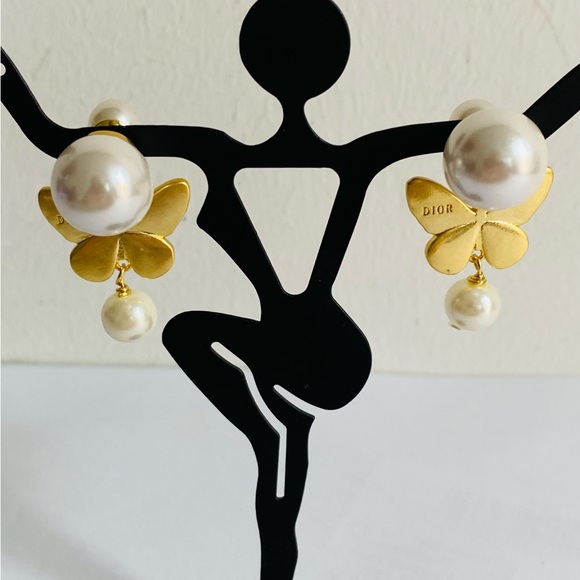 Authentic Dior Tribales Butterfly Earrings Golden w/Package - Picture 4 of 8